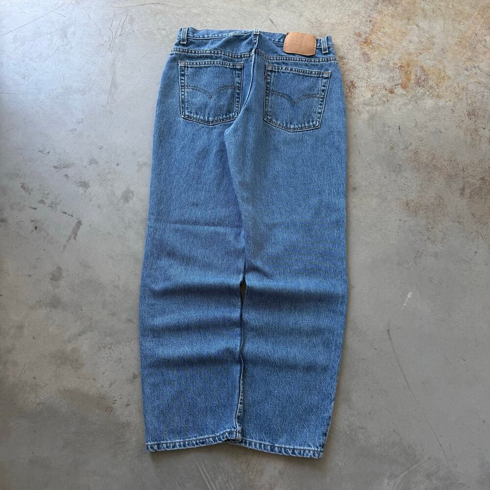 Vintage Levi’s 505 Straight Leg Classic Retro Denim Jeans Size 12 Made in USA